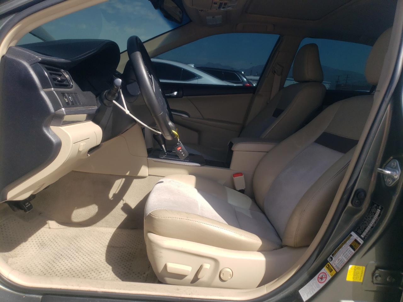 2012 Toyota Camry - Image 7