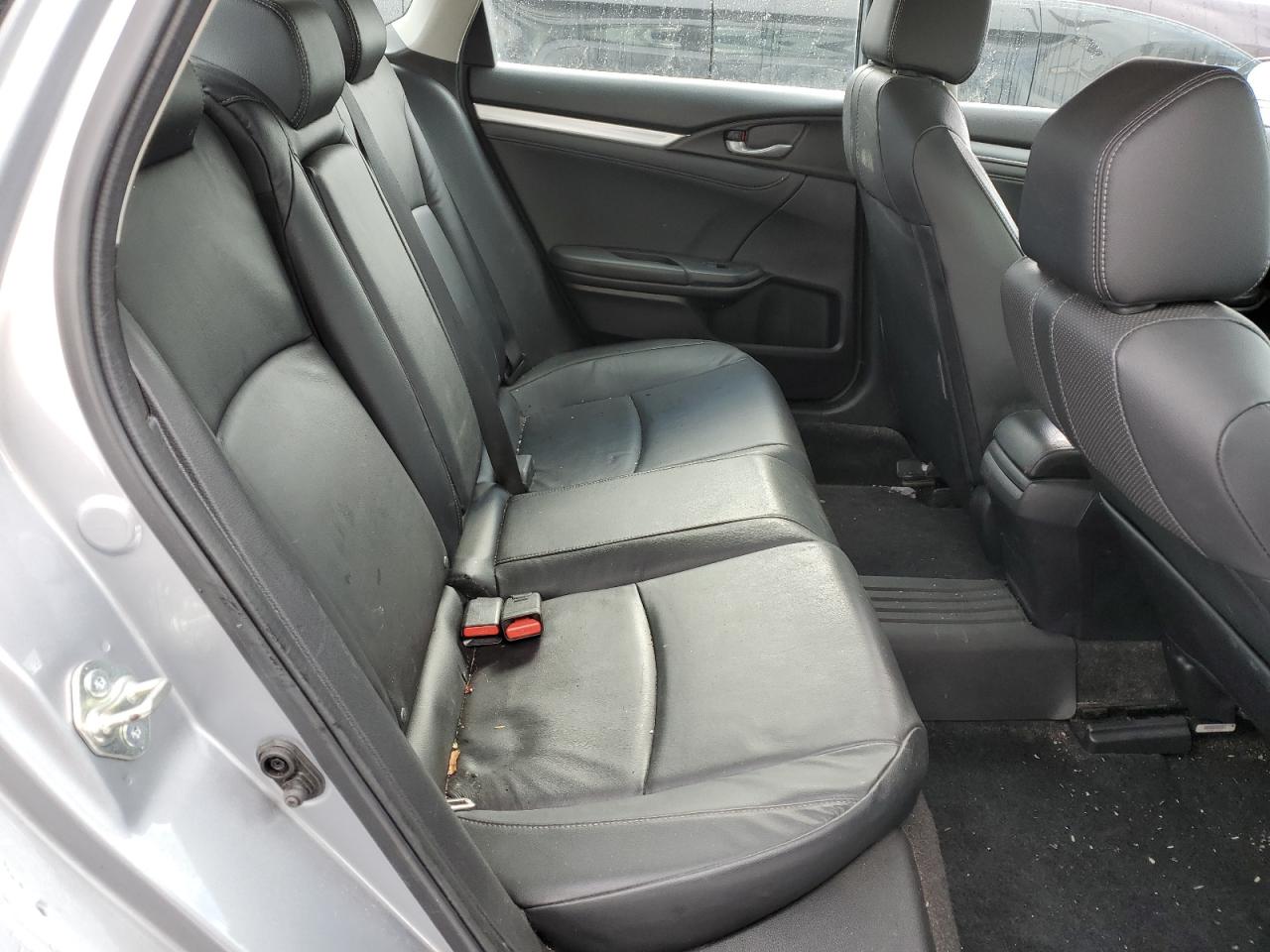 2016 Honda Civic - Image 10