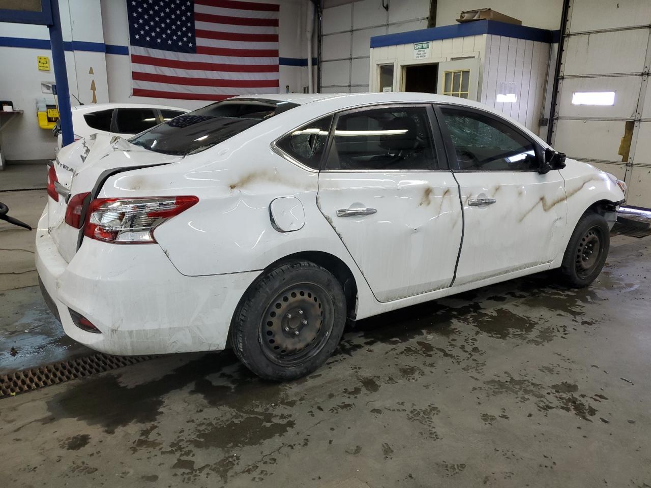 2018 Nissan Sentra - Image 3