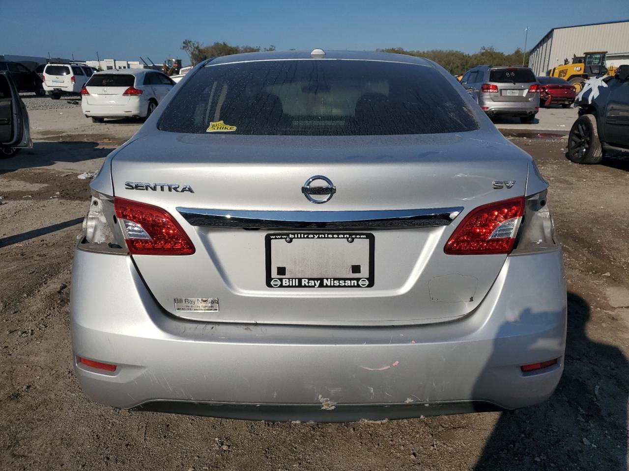 2015 Nissan Sentra - Image 6