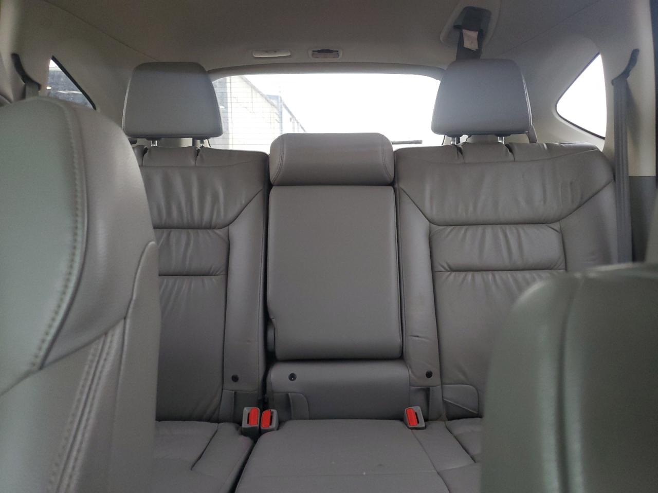 2013 Honda CR-V - Image 10