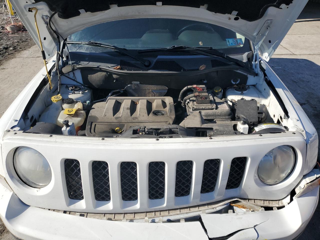 2011 Jeep Liberty (Patriot) - Image 11