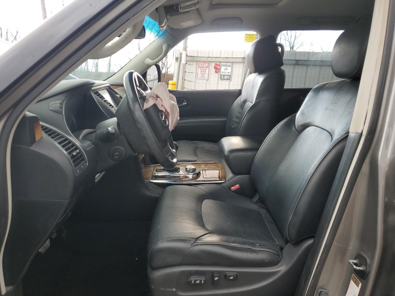 2014 Infiniti QX80 - Image 7