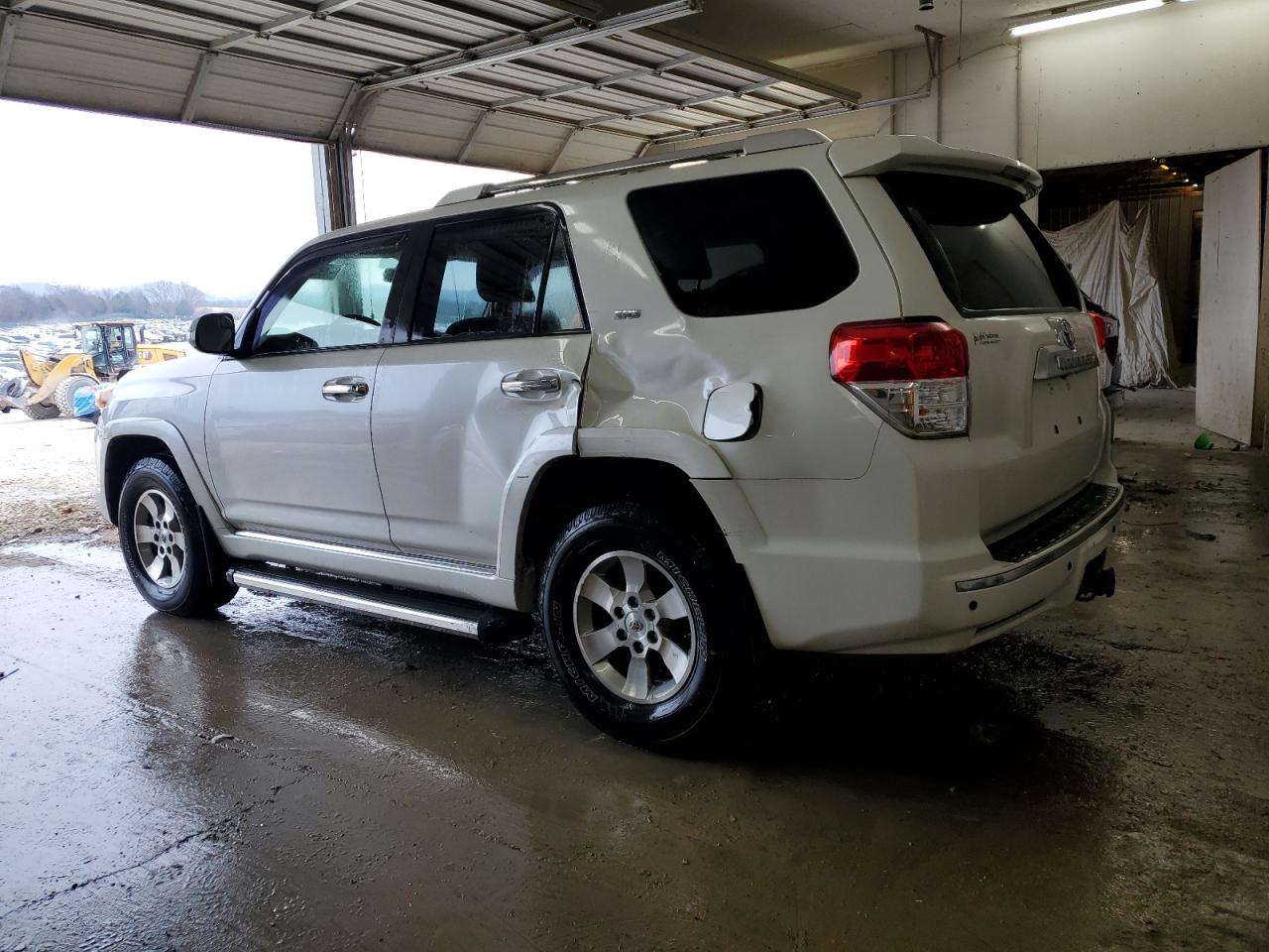 2013 Toyota 4Runner - Image 2