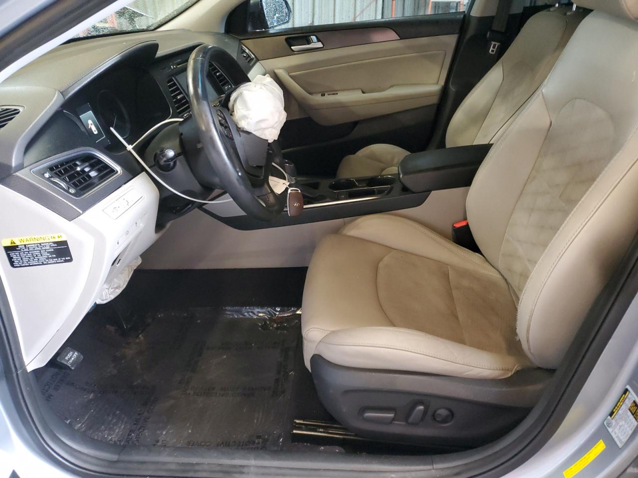 2016 Hyundai Sonata - Image 7