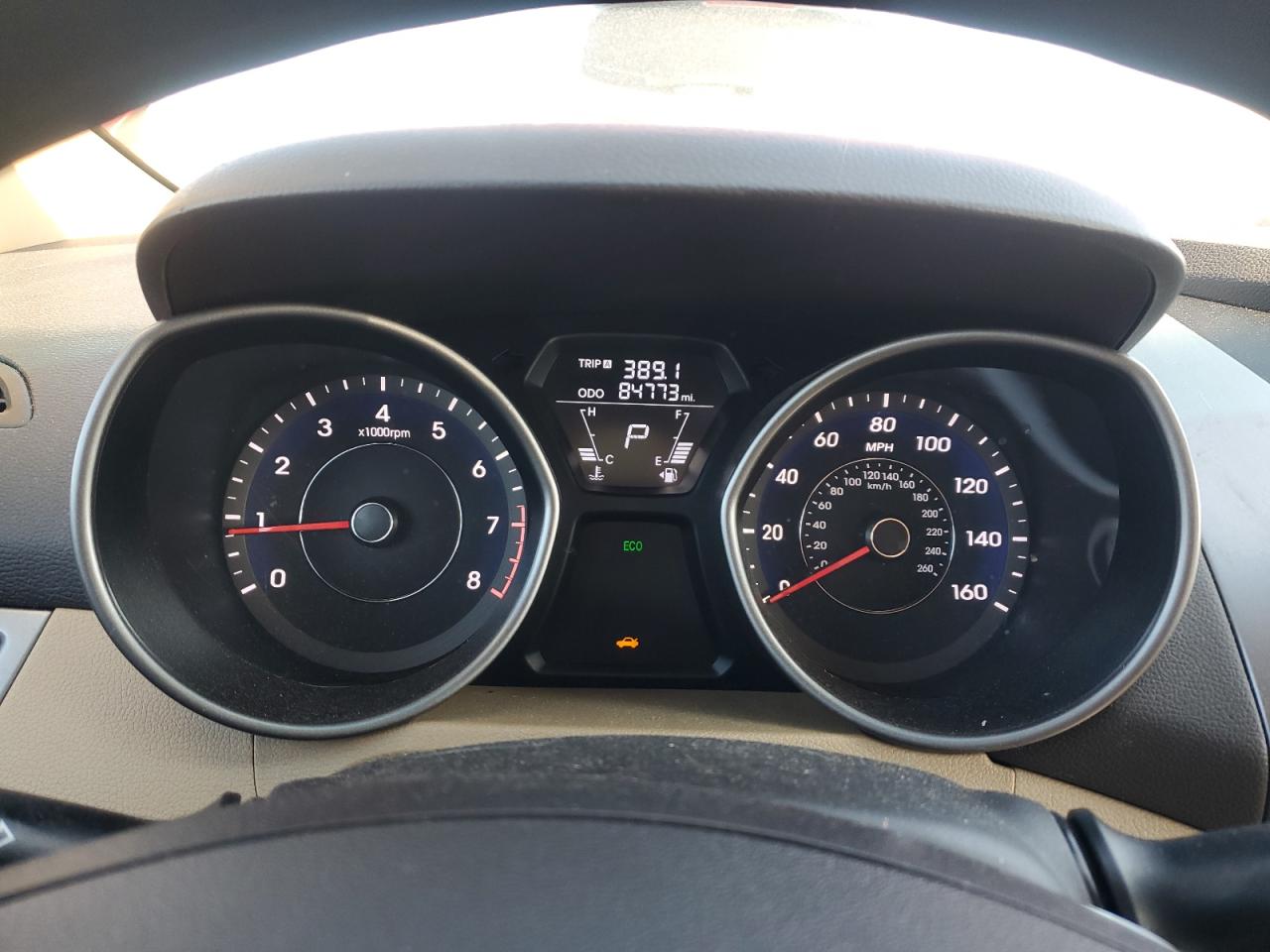 2013 Hyundai Elantra - Image 9