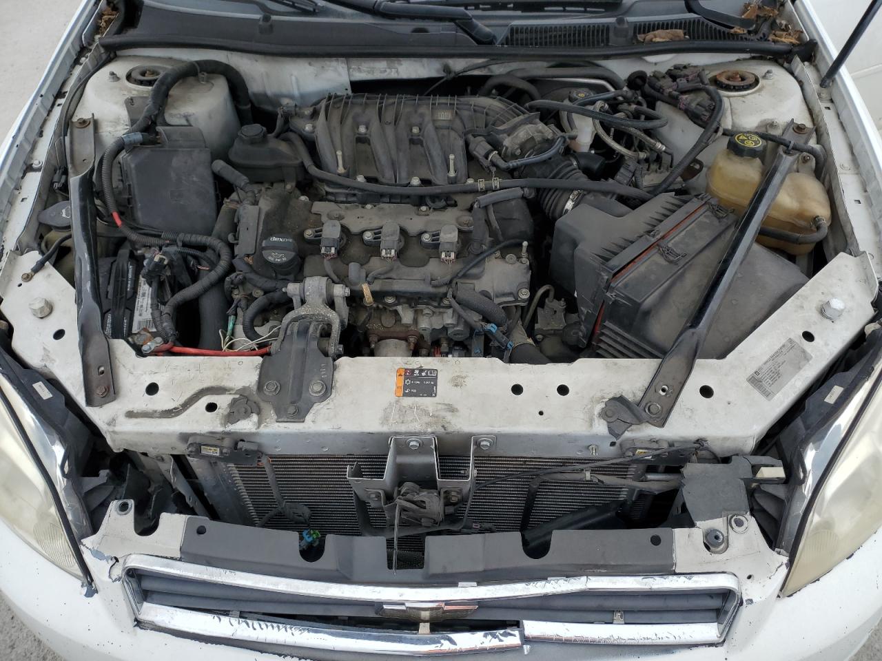 2013 Chevrolet Impala - Image 13