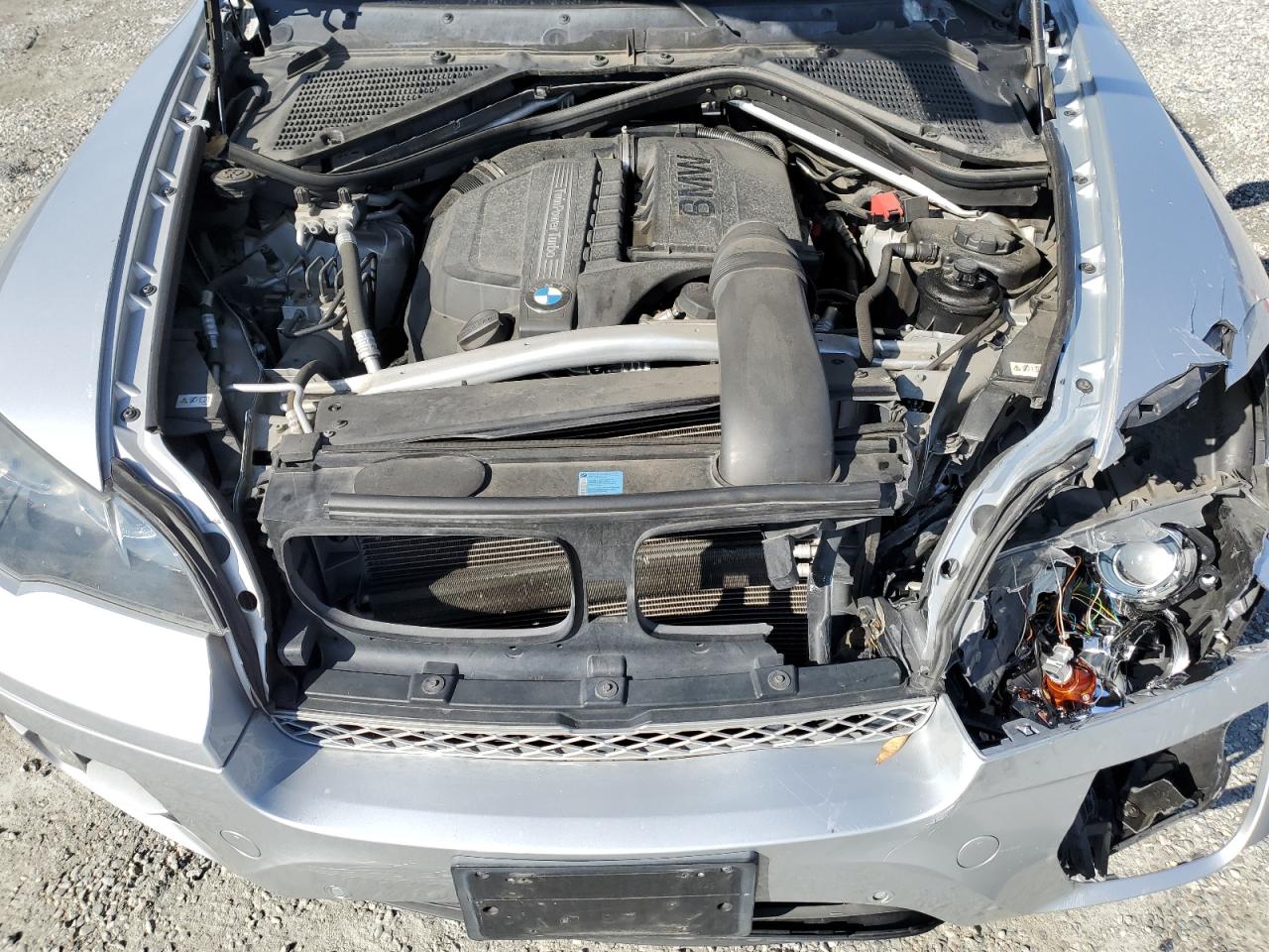 2011 BMW X6 - Image 14