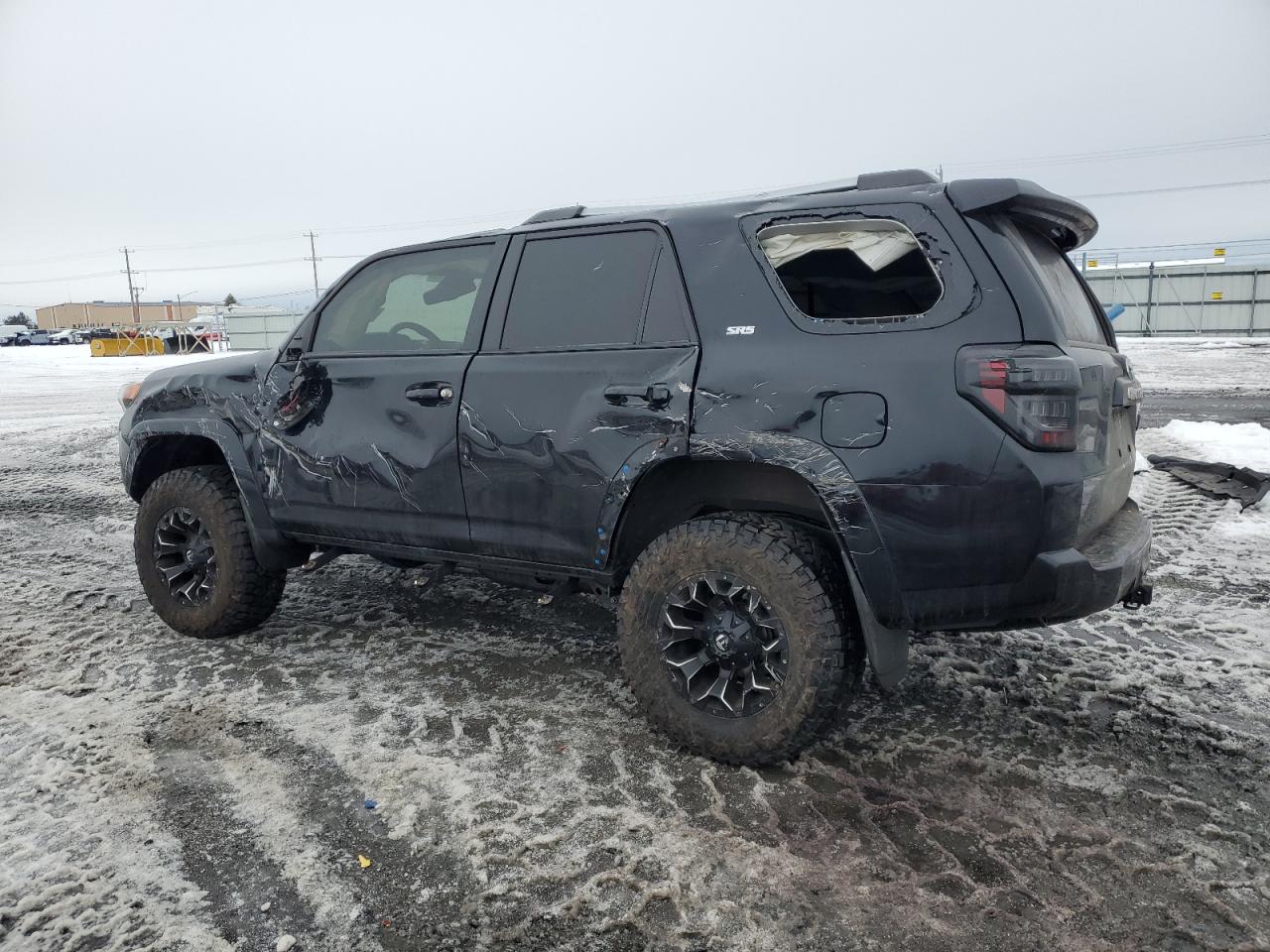 2022 Toyota 4Runner - Image 2