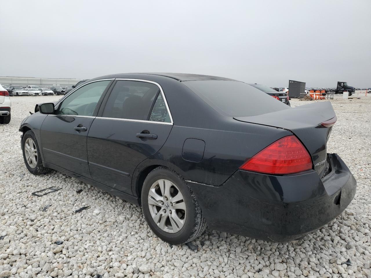 2006 Honda Accord - Image 2
