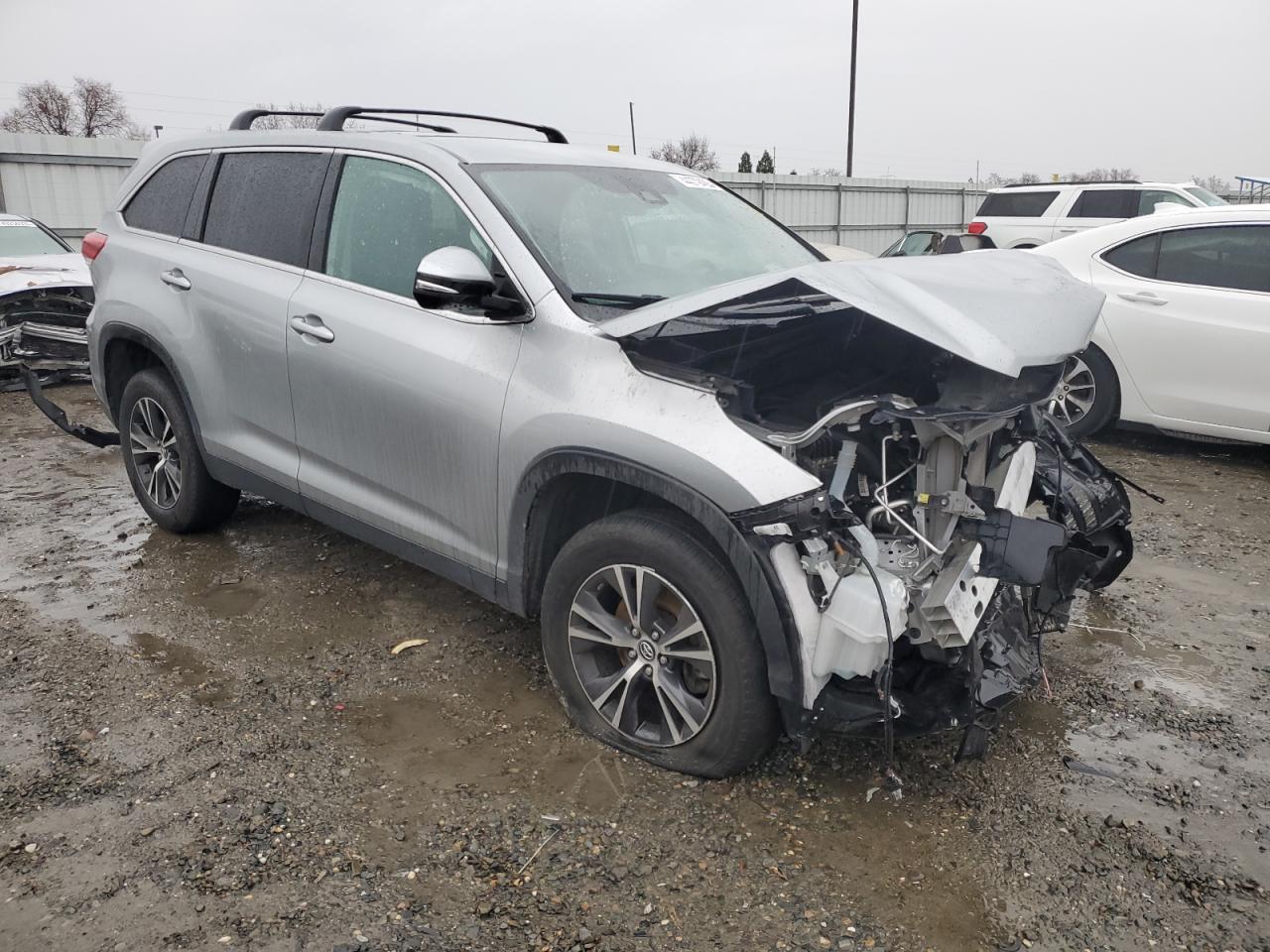 2019 Toyota Highlander - Image 4