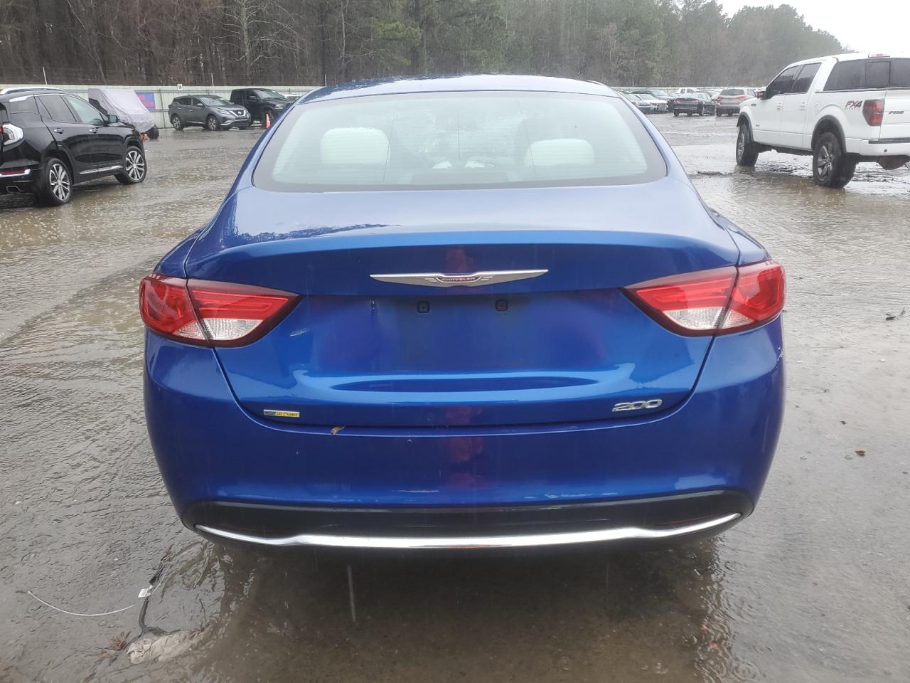 2015 Chrysler 200 - Image 6