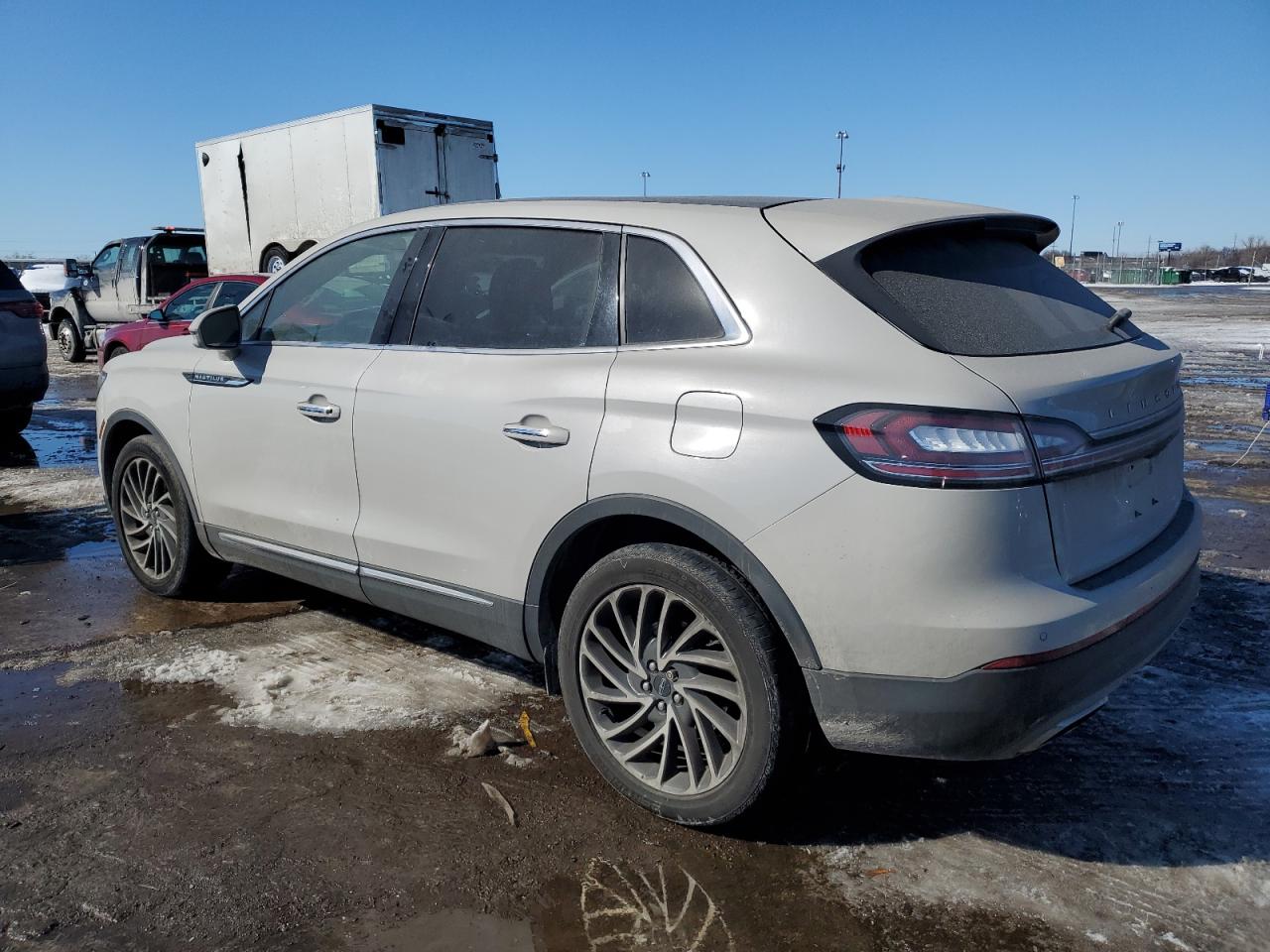 2019 Lincoln Nautilus - Image 2