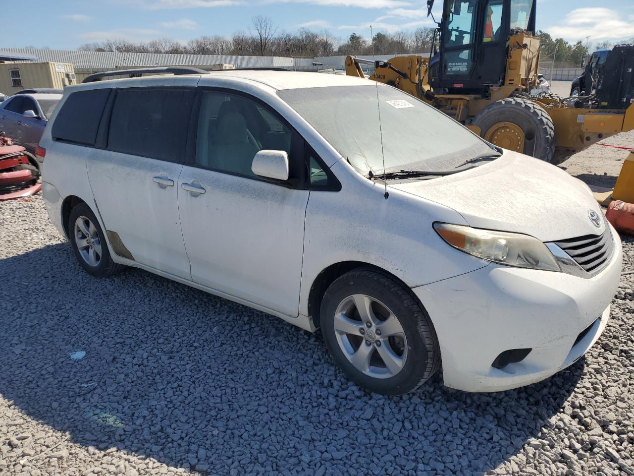 2011 Toyota Sienna - Image 4