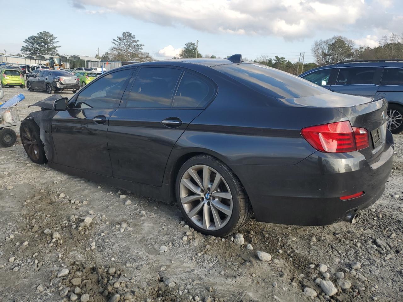 2011 BMW 5er - Image 2