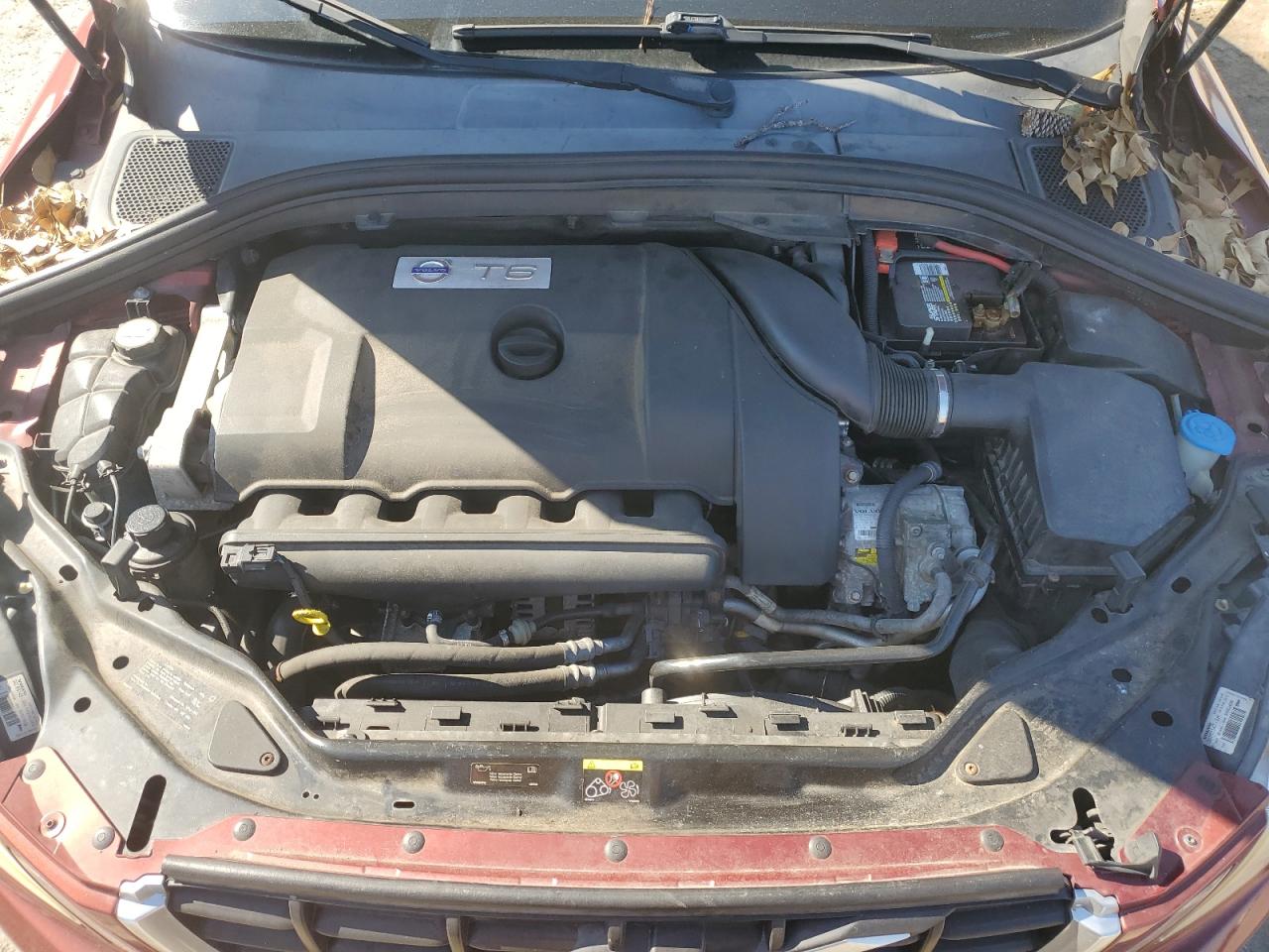 2010 Volvo XC60 - Image 12