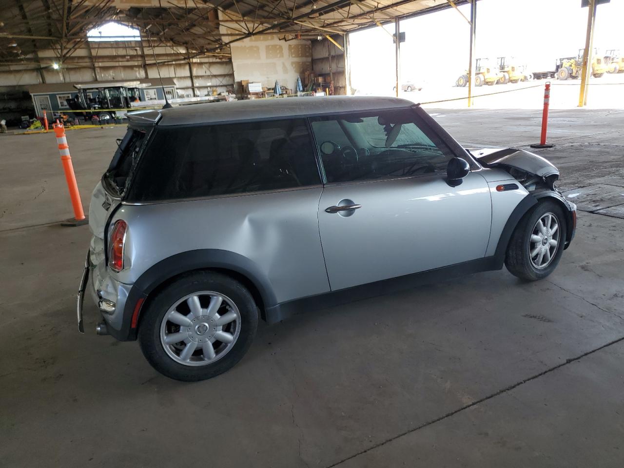 2004 MINI Cooper - Image 3