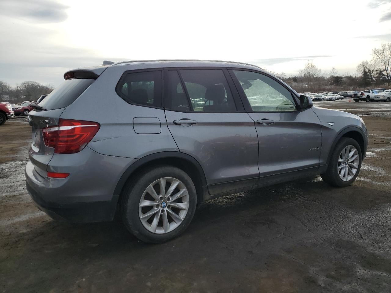2015 BMW X3 - Image 3