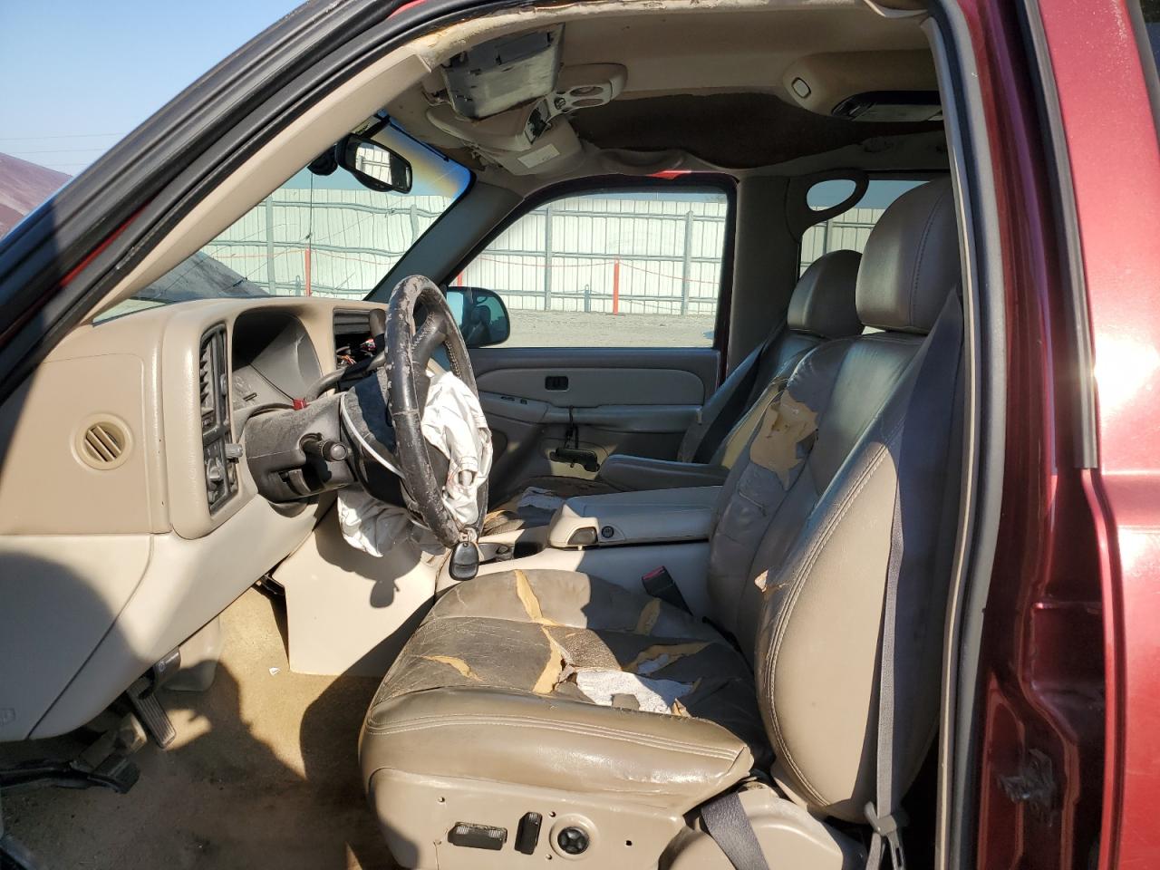 2002 Chevrolet Suburban - Image 7