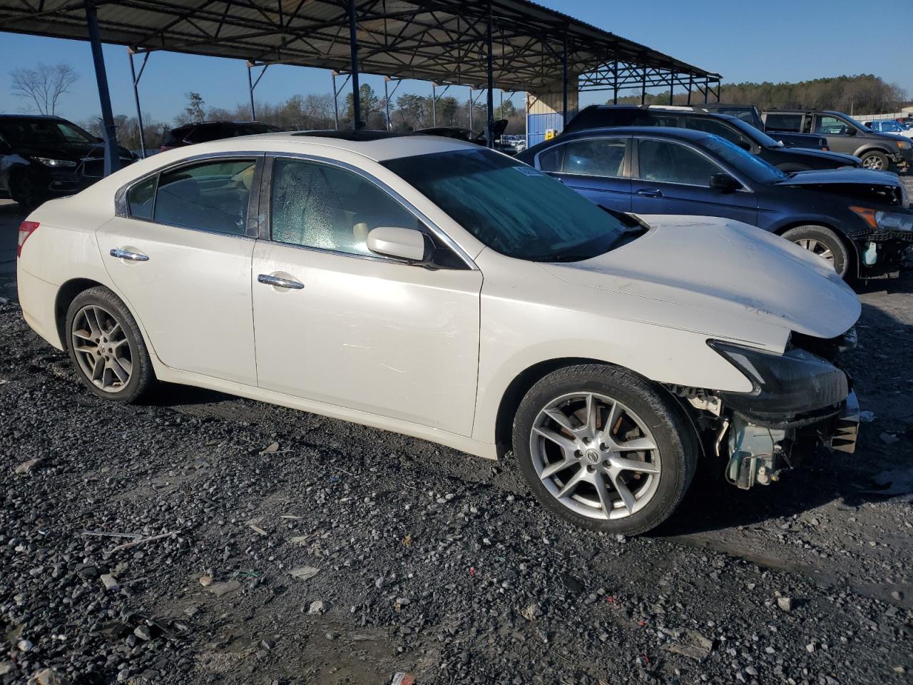 2010 Nissan Maxima - Image 4