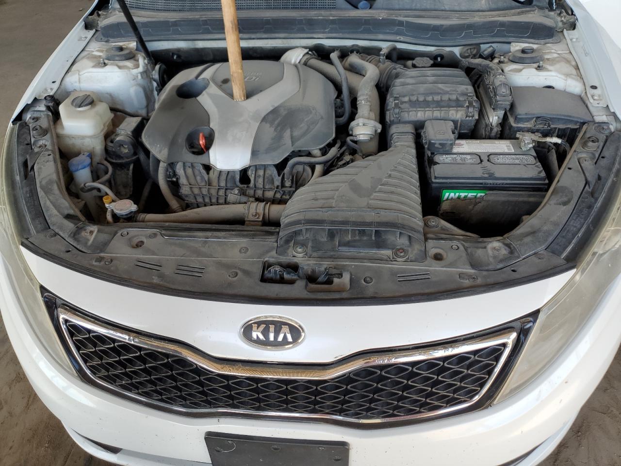 2012 Kia Optima - Image 11