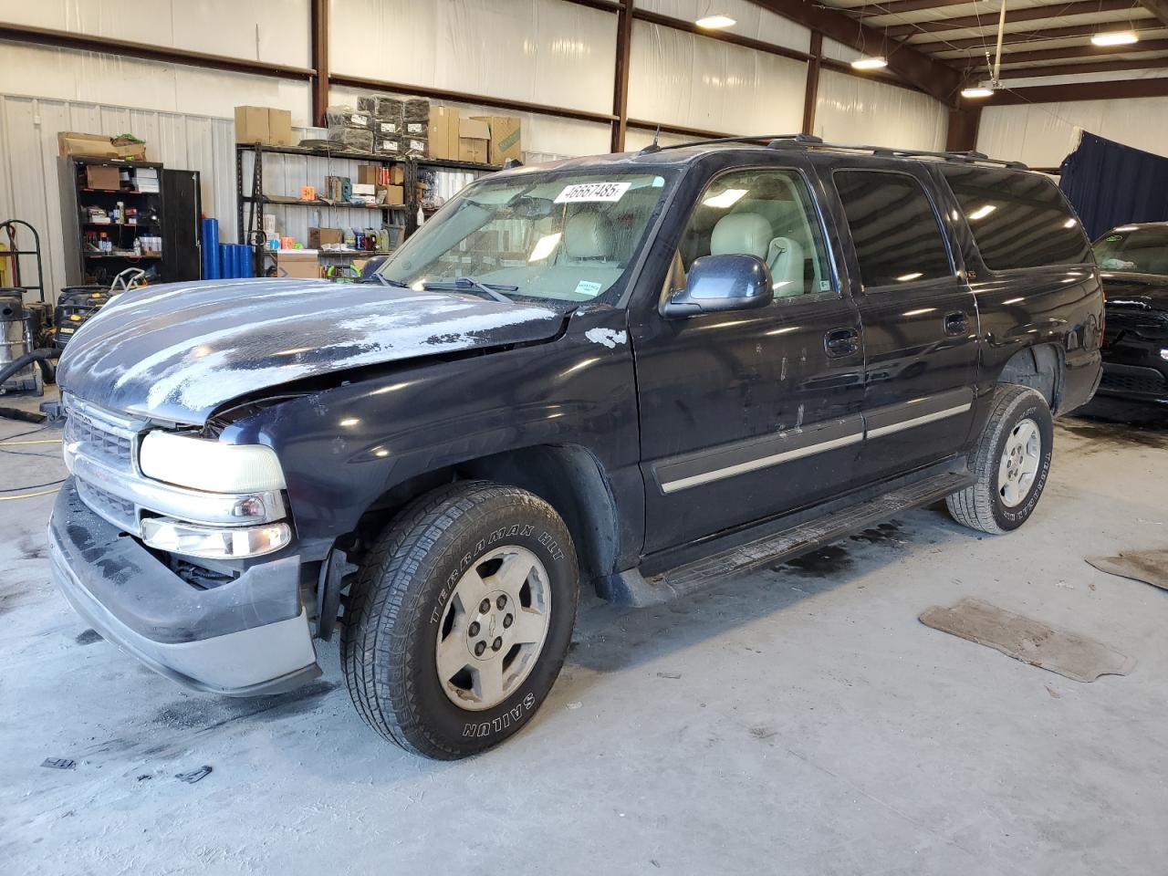 2004 Chevrolet Suburban - Image 1