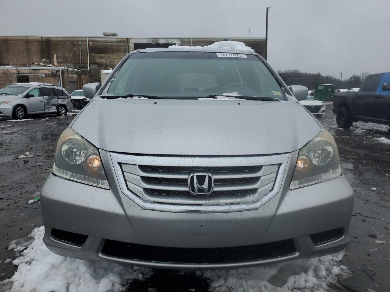 2010 Honda Odyssey - Image 5
