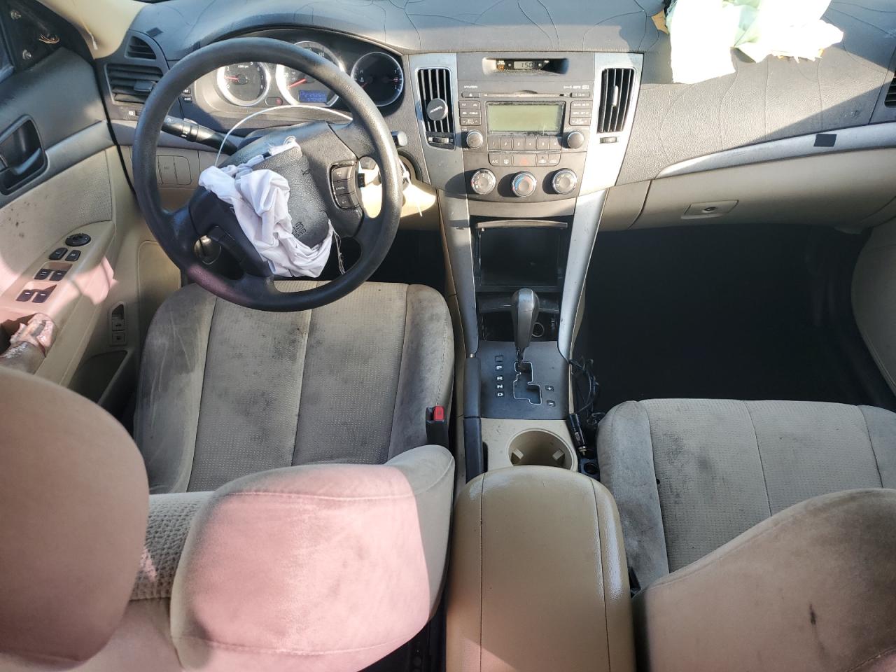 2009 Hyundai Sonata - Image 8