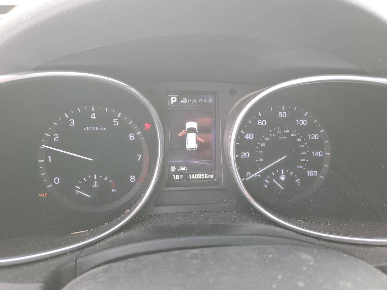 2017 Hyundai Santa Fe - Image 9