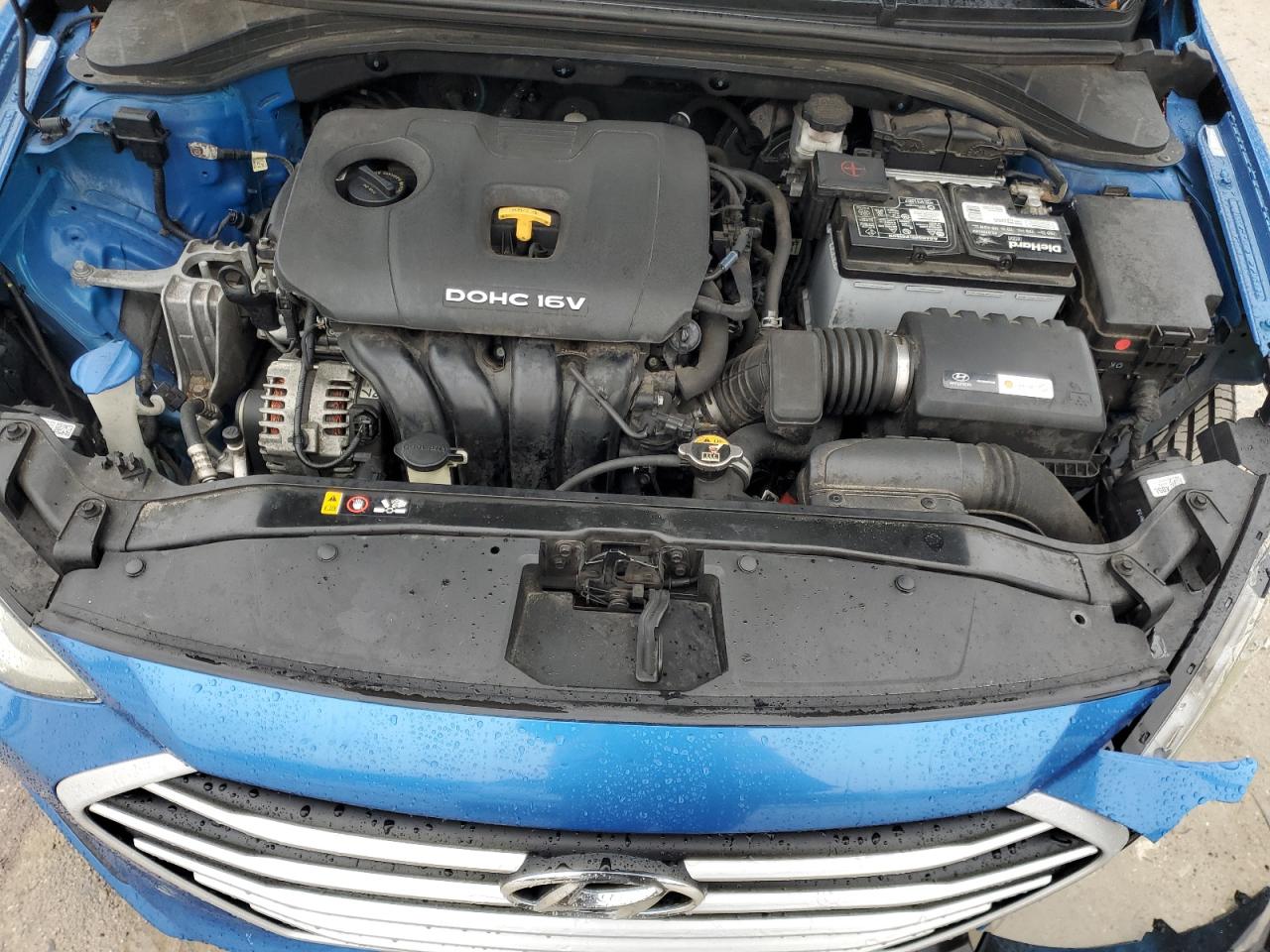 2017 Hyundai Elantra - Image 11