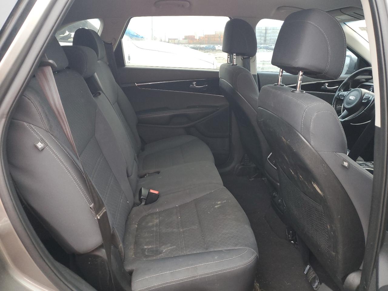2017 Kia Sorento - Image 11