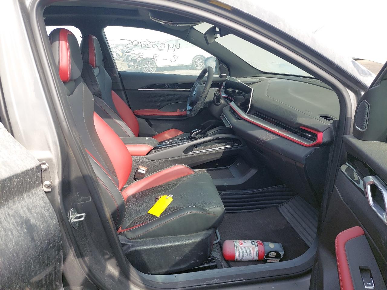 LB3762KZ6RX514854 - 2024 Geea COOLRAY - #44085705