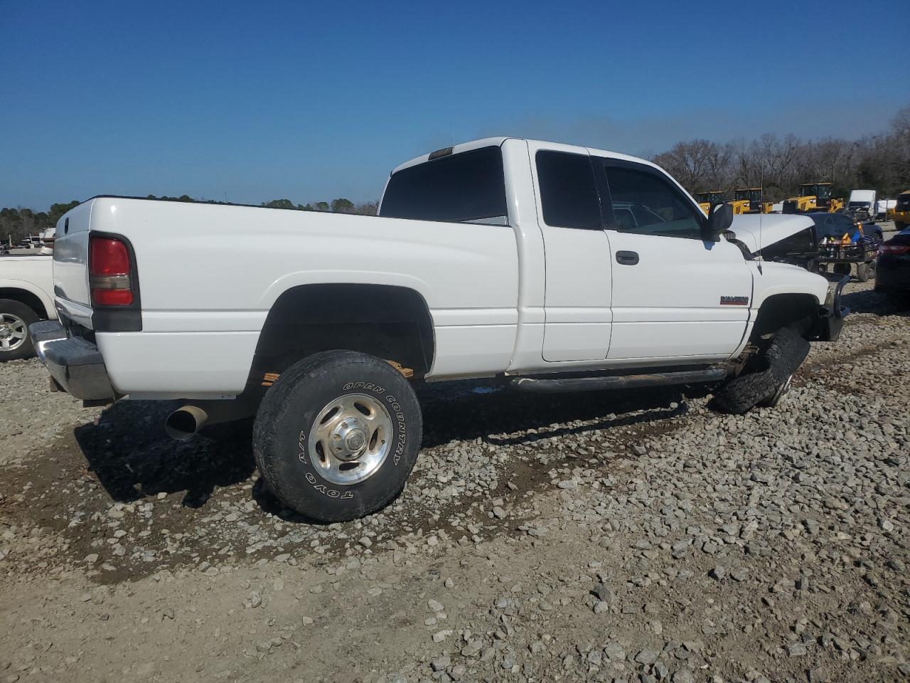2002 Dodge RAM - Image 3