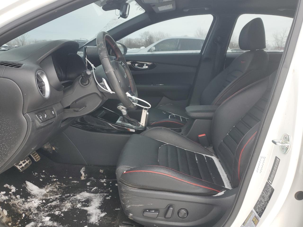 2024 Kia Forte - Image 7