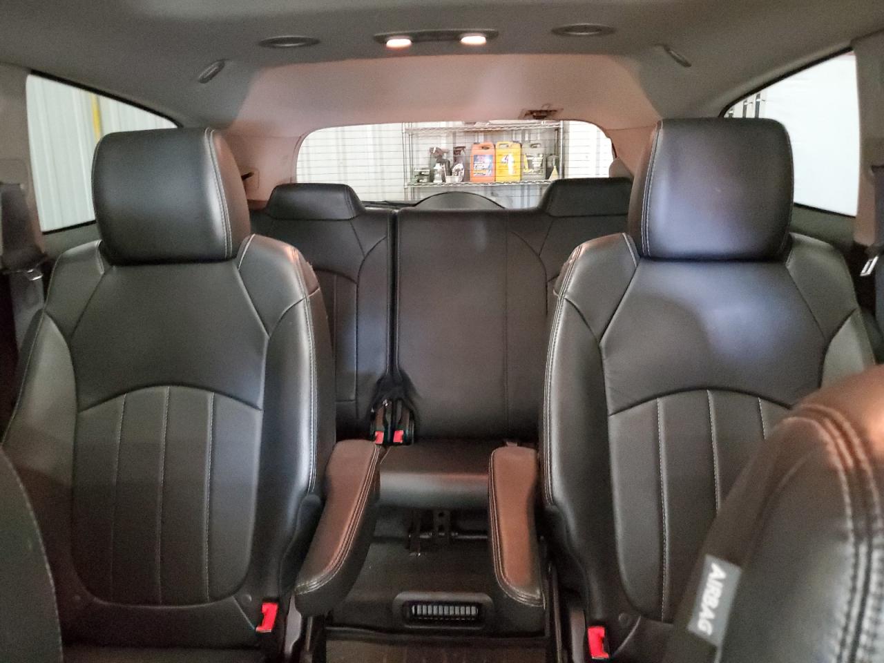 2015 Buick Enclave - Image 10