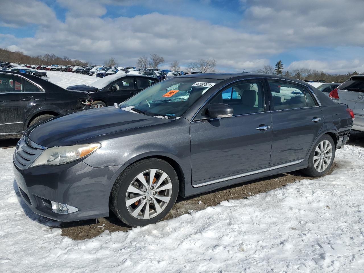 2011 Toyota Avalon - Image 1