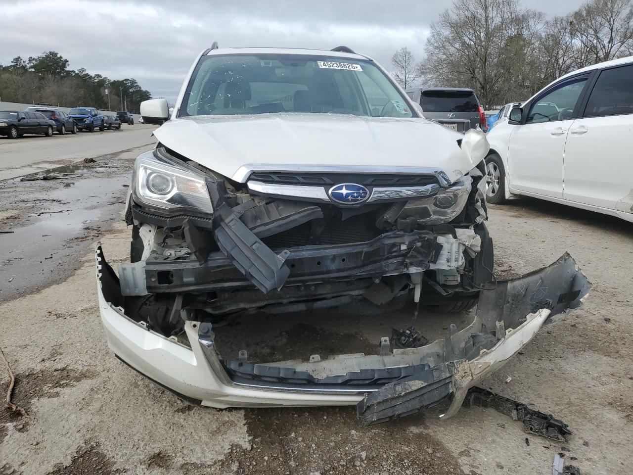 2017 Subaru Forester - Image 5