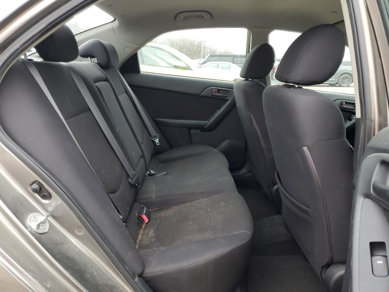 2012 Kia Forte - Image 10