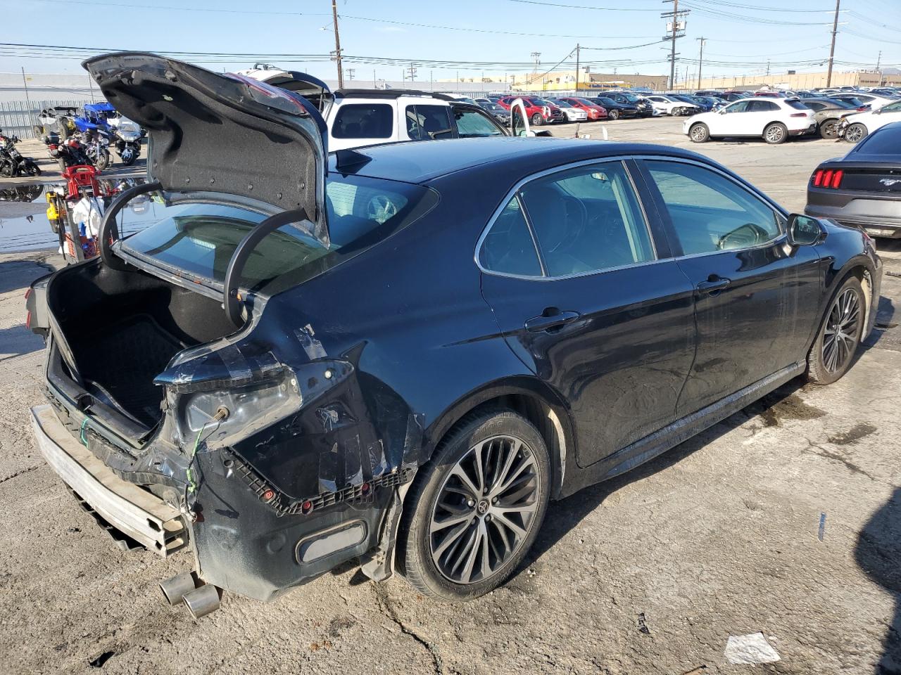 2020 Toyota Camry - Image 3