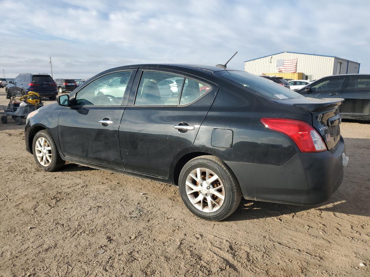 2017 Nissan Versa - Image 2