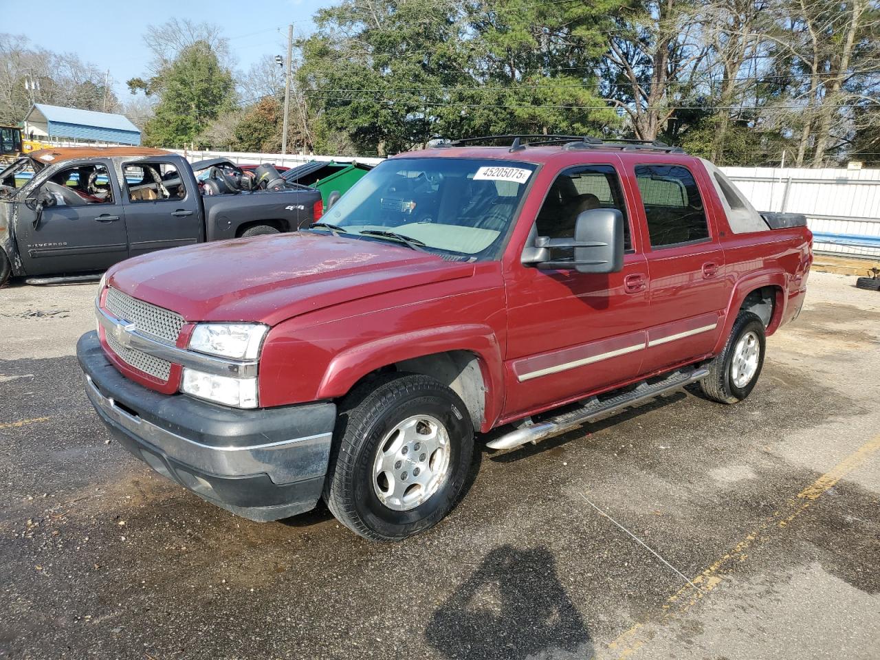2006 Chevrolet Avalanche - Image 1