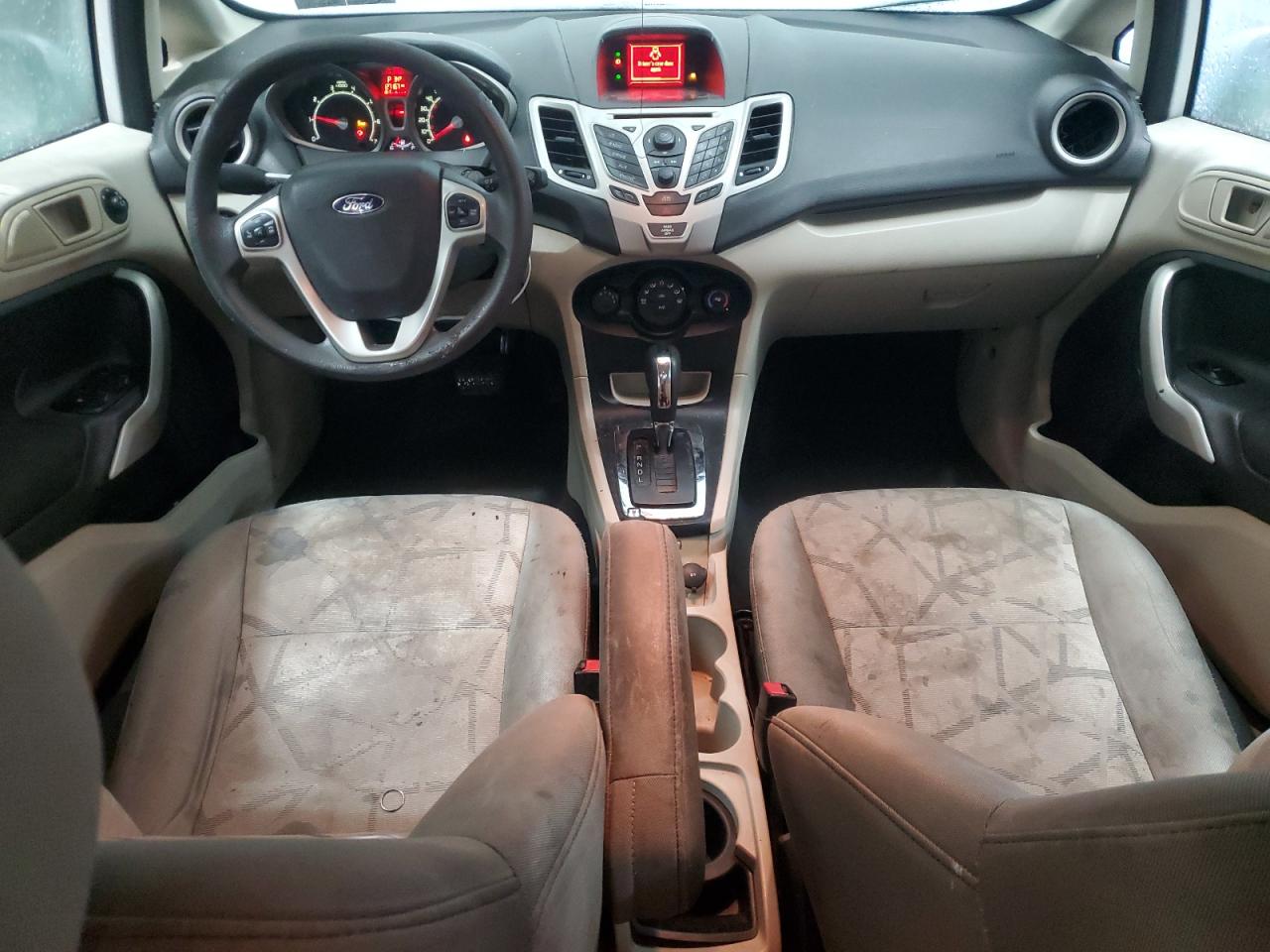 2013 Ford Fiesta - Image 8