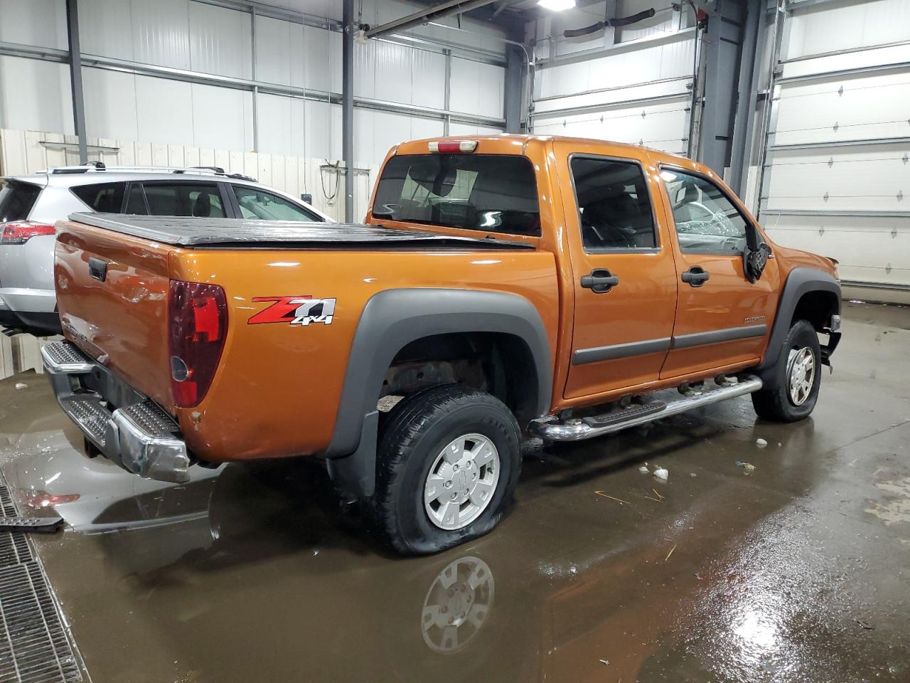 2005 Chevrolet Colorado - Image 3
