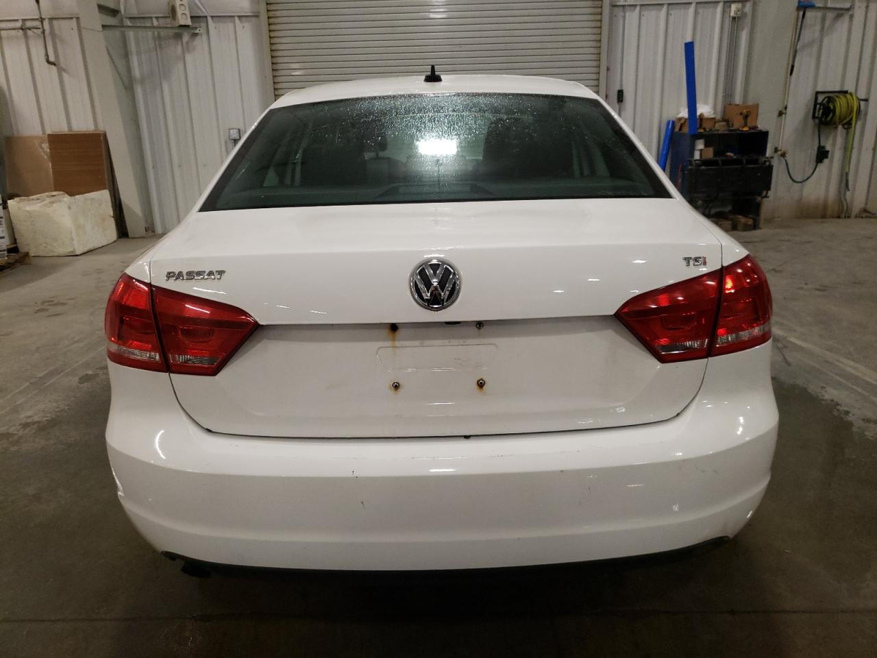 2015 Volkswagen Passat - Image 6