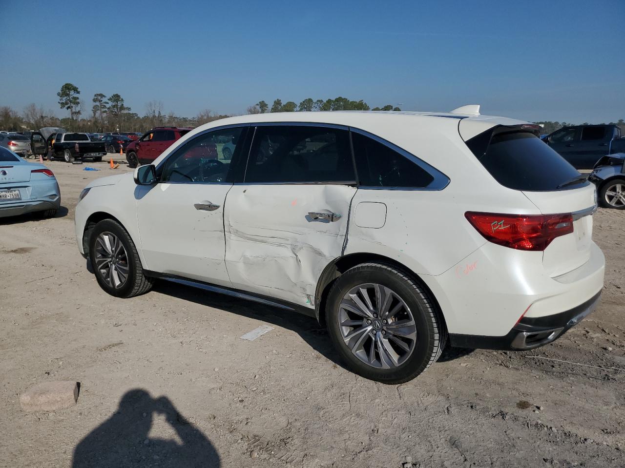2017 Acura MDX - Image 2