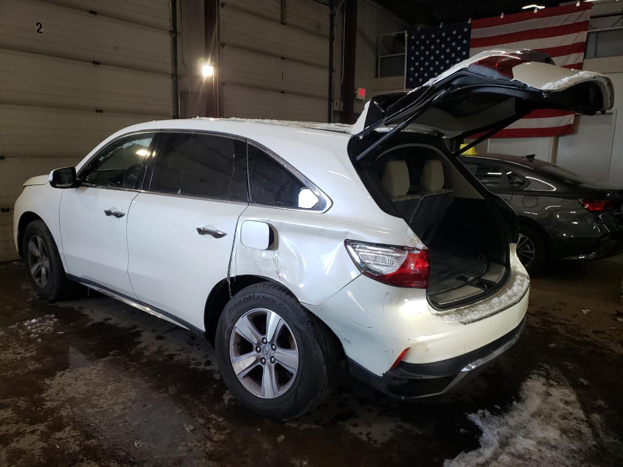 2019 Acura MDX - Image 2