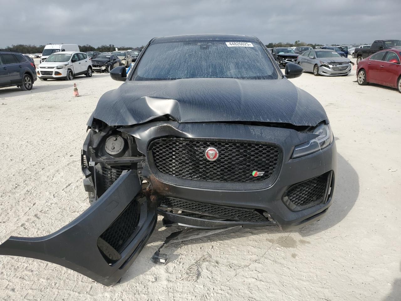 2020 Jaguar F-Pace - Image 5