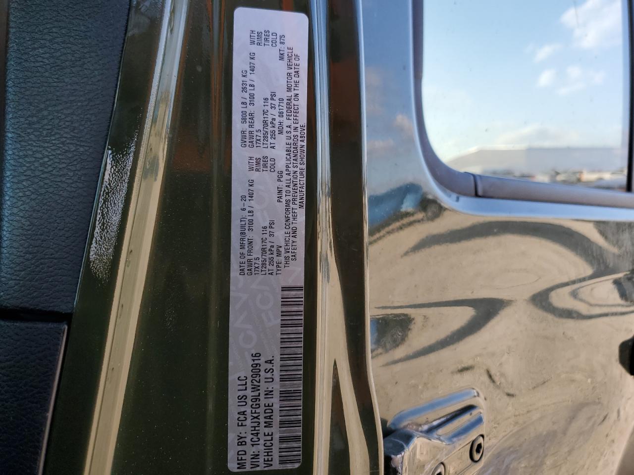 2020 Jeep Wrangler - Image 15