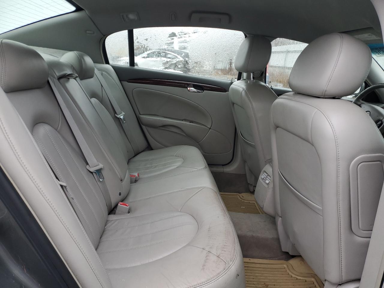 2008 Buick Lucerne - Image 10