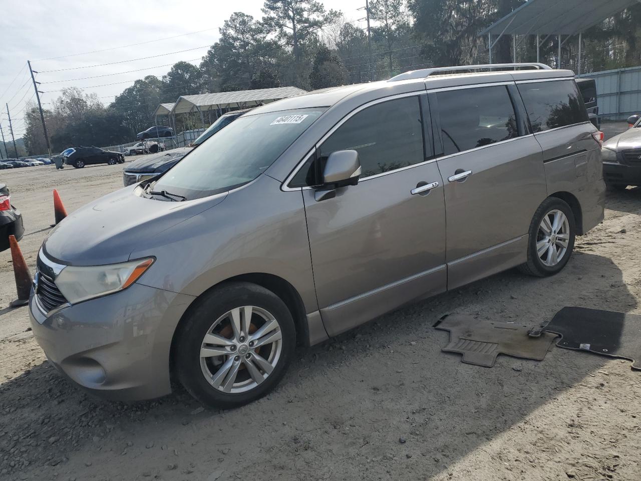 2013 Nissan Quest - Image 1